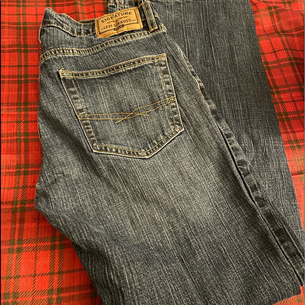 Levi Signature Bootcut Jean 32x32